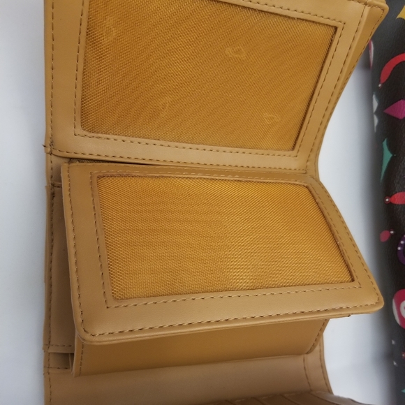 Carpisa Handbag and matching Wallet - Picture 5 of 10